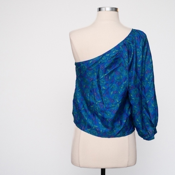 Veronica Beard. Silk Lyric top. - Picture 5 of 8